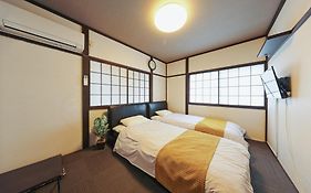 Kulton Apartment